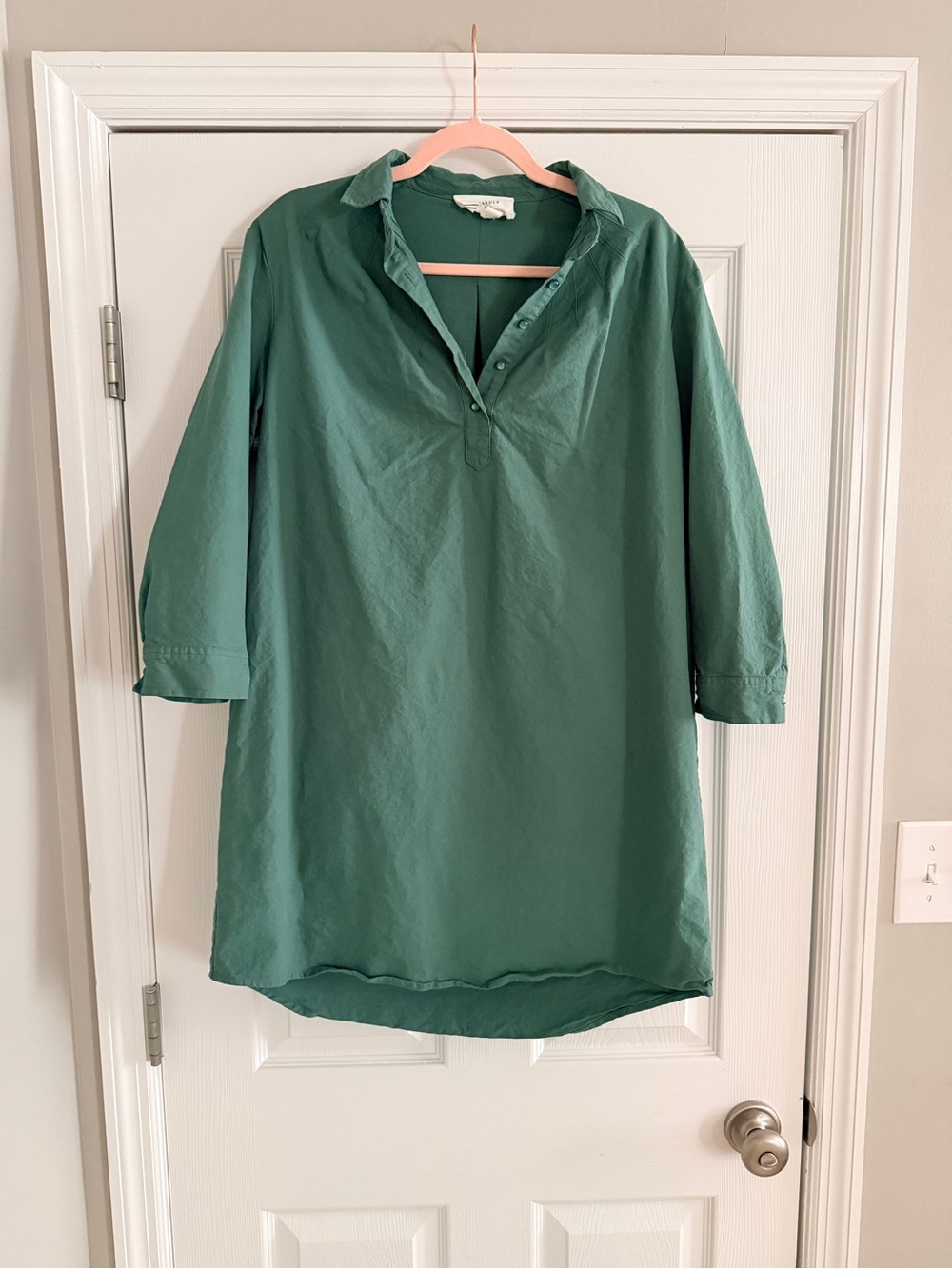 Pomander Place Green Long Sleeve Tunic Dress
